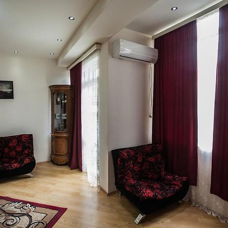 Sunny Apartments. Tbilisi. 300 Aragveli Exterior photo