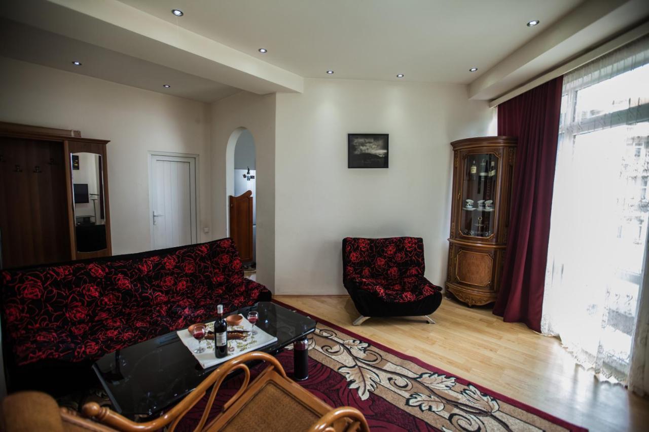Sunny Apartments. Tbilisi. 300 Aragveli Exterior photo